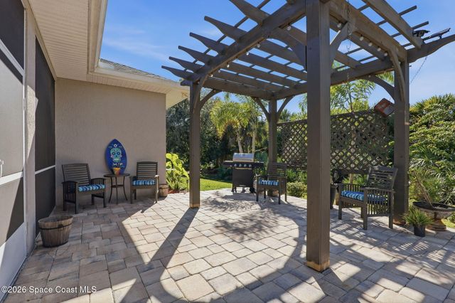5696 Cypress Creek Drive, Grant, FL 32949