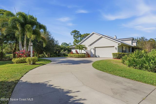 5696 Cypress Creek Drive, Grant, FL 32949