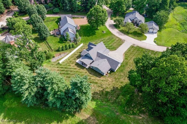 5203 Glenbrook Drive, Vienna, WV 26105