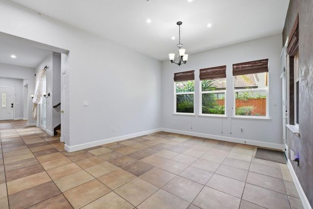 10413 Danichris Way, Elk Grove, CA 95757