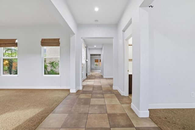 10413 Danichris Way, Elk Grove, CA 95757