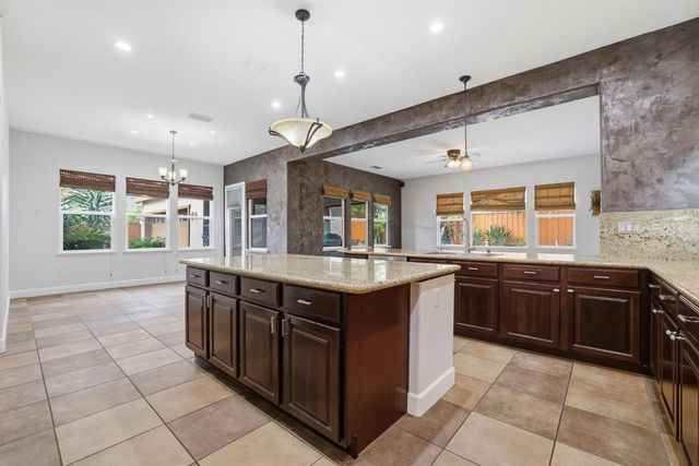 10413 Danichris Way, Elk Grove, CA 95757