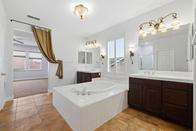 10413 Danichris Way, Elk Grove, CA 95757