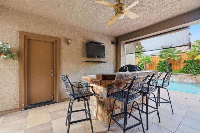10413 Danichris Way, Elk Grove, CA 95757