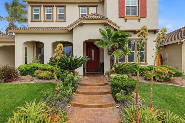 10413 Danichris Way, Elk Grove, CA 95757