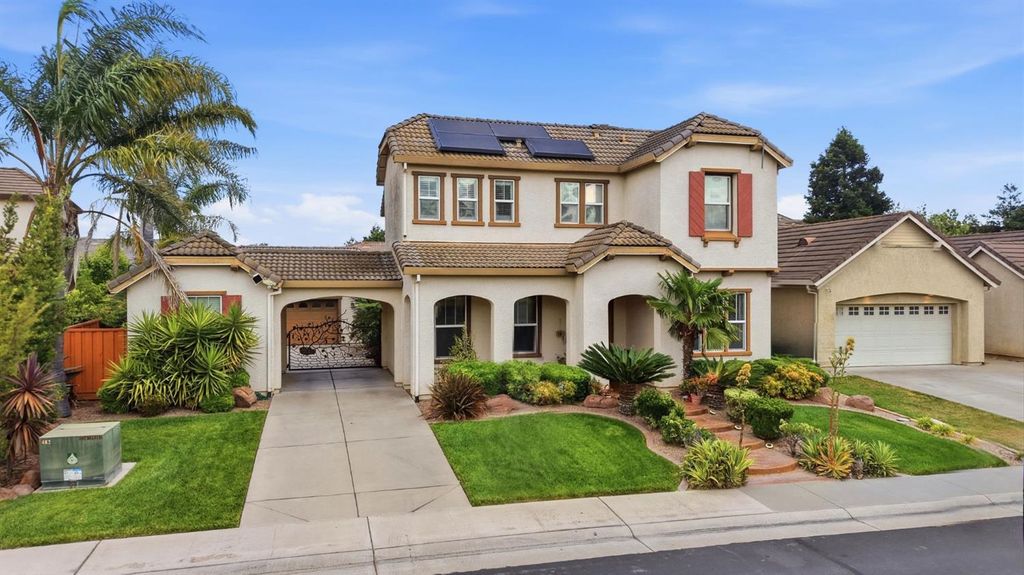 10413 Danichris Way, Elk Grove, CA 95757