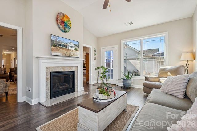 1109 Mayapple Way, Belmont, NC 28012