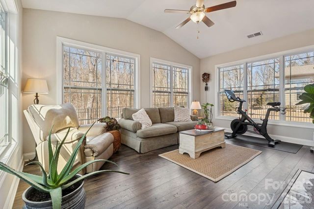 1109 Mayapple Way, Belmont, NC 28012