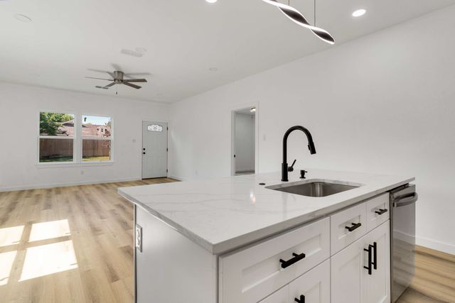 8422 Danville Drive, Dallas, TX 75217