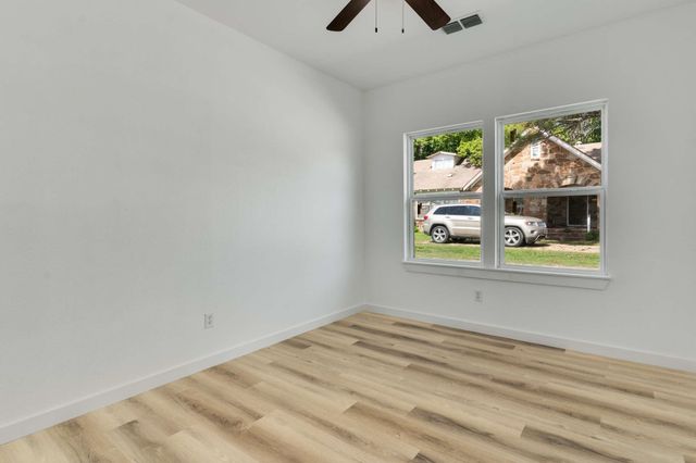 8422 Danville Drive, Dallas, TX 75217