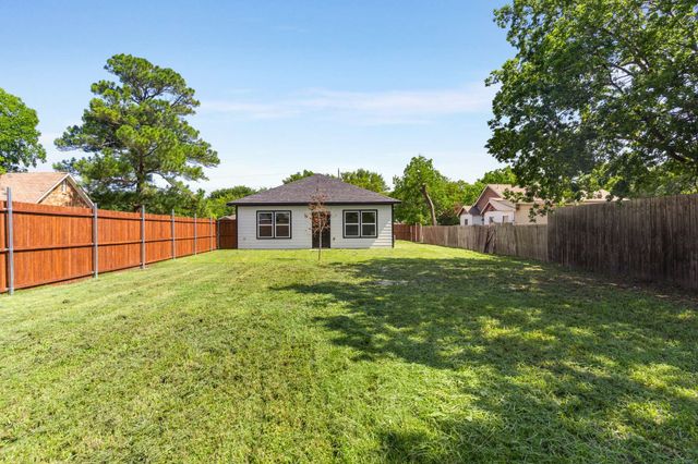 8422 Danville Drive, Dallas, TX 75217