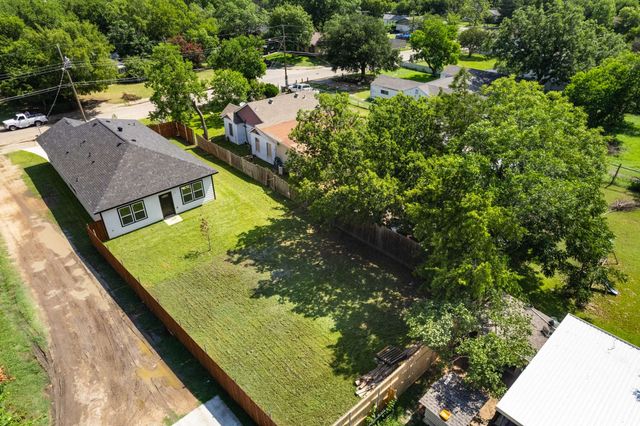 8422 Danville Drive, Dallas, TX 75217