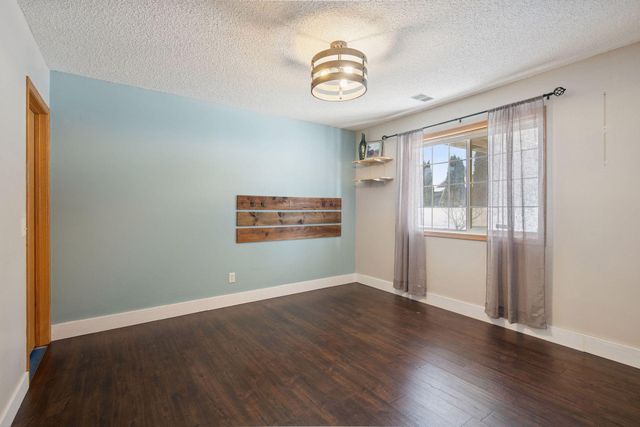 17624 Foxboro Lane, Farmington, MN 55024