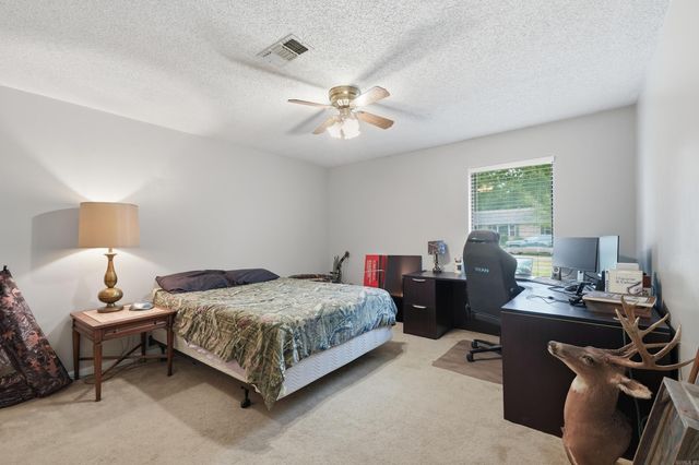 9 Chester Cove, Conway, AR 72034