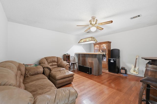 9 Chester Cove, Conway, AR 72034