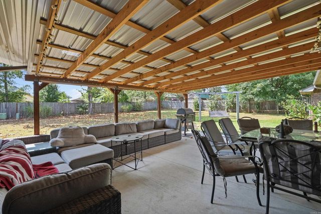 9 Chester Cove, Conway, AR 72034