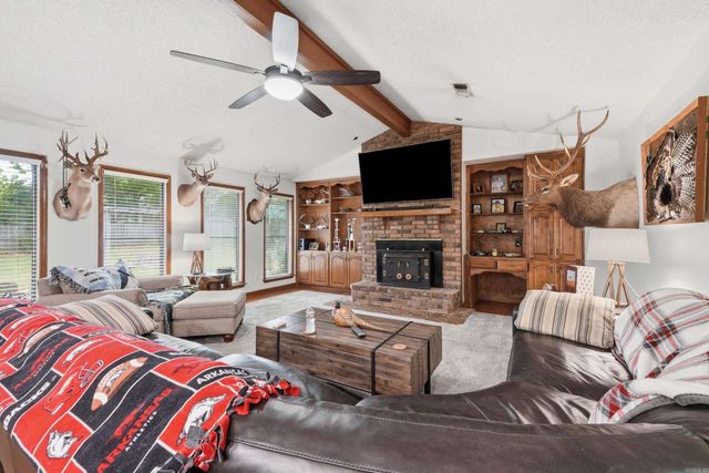 9 Chester Cove, Conway, AR 72034