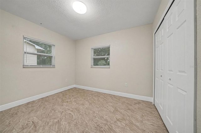 1339 E JACKSON AVENUE, Mount Dora, FL 32757