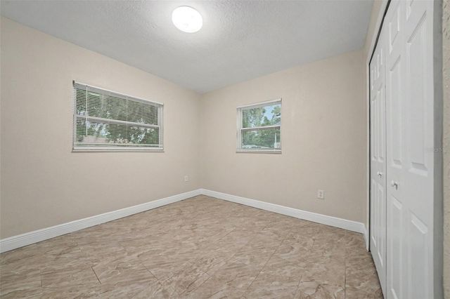 1339 E JACKSON AVENUE, Mount Dora, FL 32757