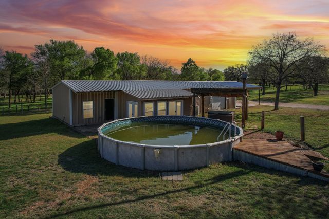 203 Private Road 215, Whitney, TX 76692