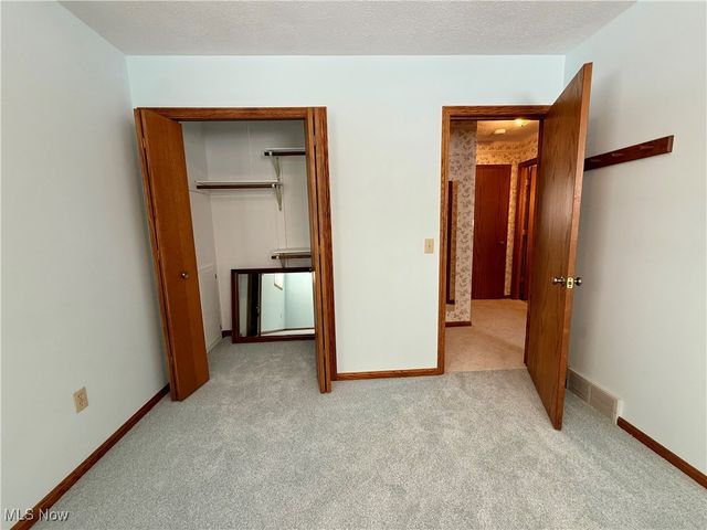 1431 High Street, Louisville, OH 44641