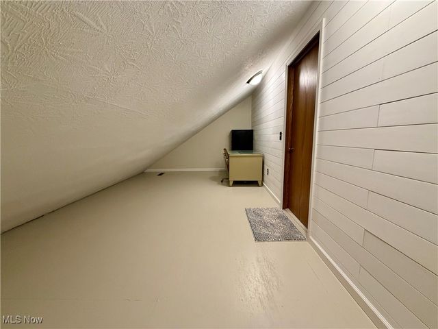 1431 High Street, Louisville, OH 44641