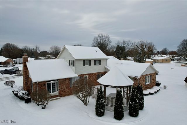 1431 High Street, Louisville, OH 44641