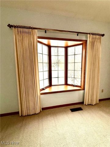 1431 High Street, Louisville, OH 44641