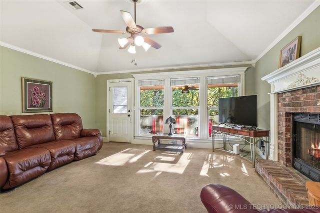 4201 W Detroit Street, Broken Arrow, OK 74012