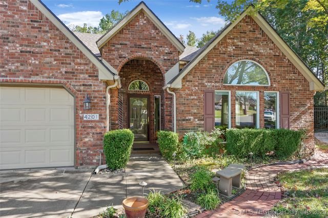 4201 W Detroit Street, Broken Arrow, OK 74012