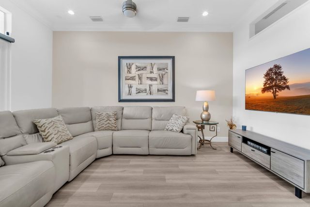 6951 IMPERIAL BEACH Circle, Delray Beach, FL 33446
