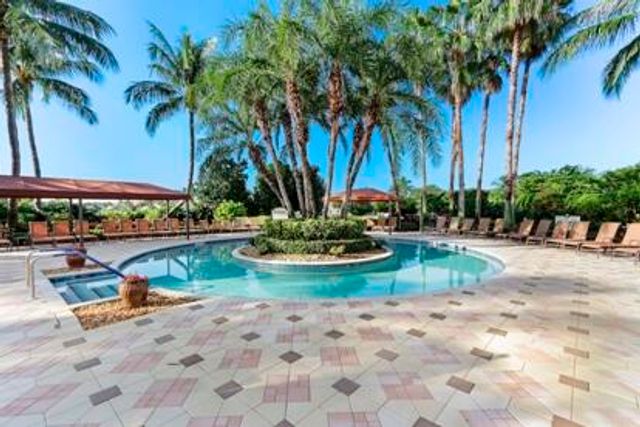 6951 IMPERIAL BEACH Circle, Delray Beach, FL 33446