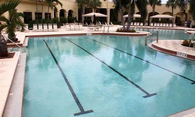 6951 IMPERIAL BEACH Circle, Delray Beach, FL 33446