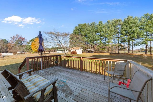 100 North Trail, Selma, NC 27576