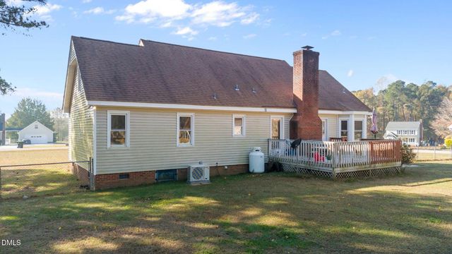 100 North Trail, Selma, NC 27576