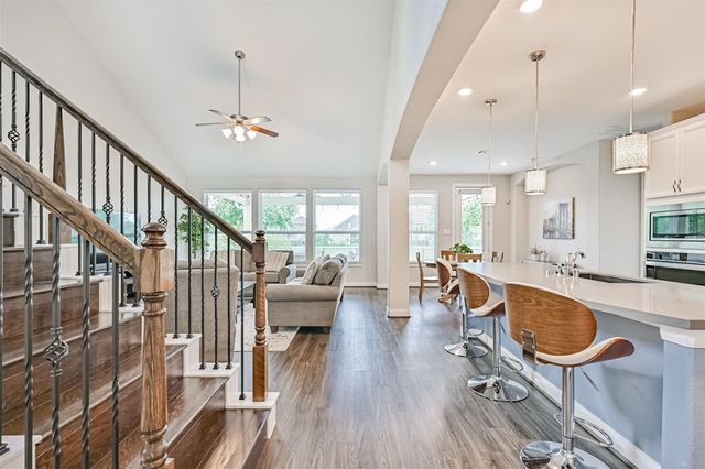 2303 Rosehill Garden Trail, Pearland, TX 77089