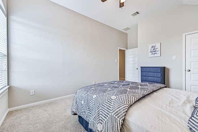2303 Rosehill Garden Trail, Pearland, TX 77089