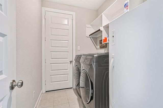 2303 Rosehill Garden Trail, Pearland, TX 77089