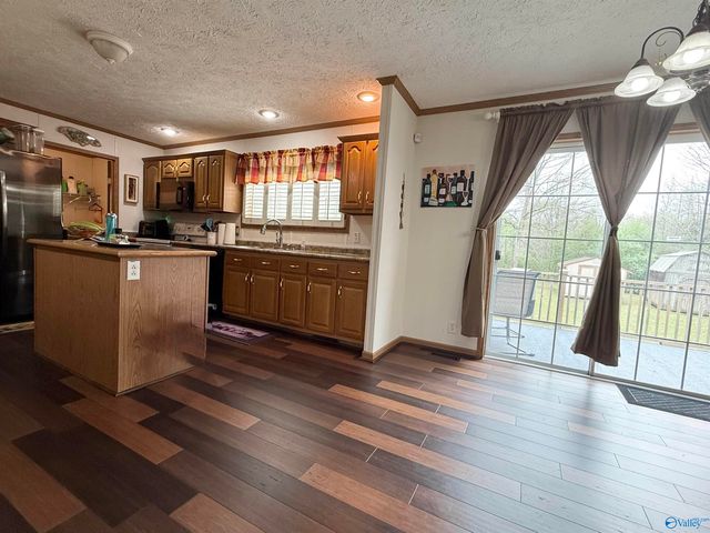 471 Nelson Hollow Road, Somerville, AL 35670