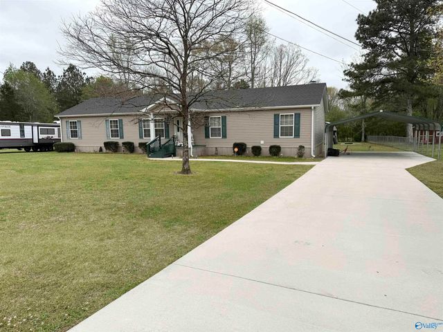471 Nelson Hollow Road, Somerville, AL 35670