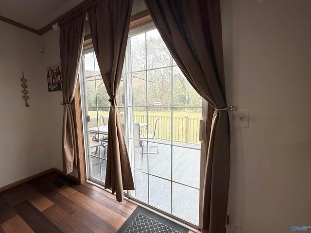 471 Nelson Hollow Road, Somerville, AL 35670