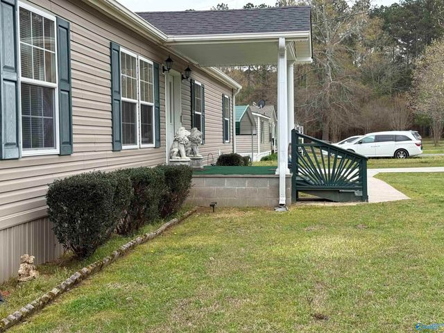 471 Nelson Hollow Road, Somerville, AL 35670