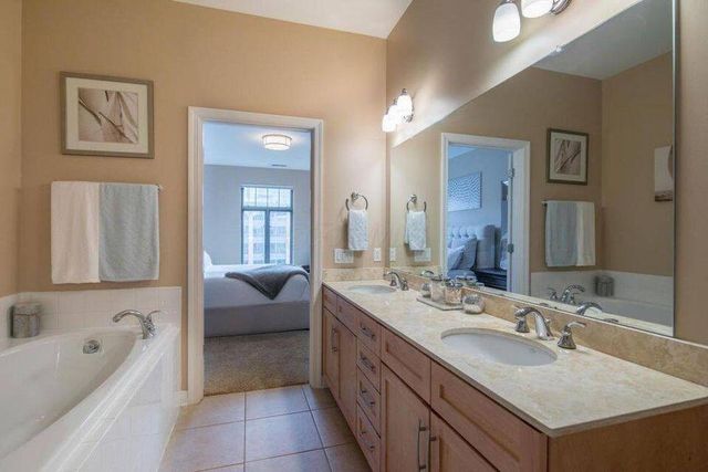 250 Daniel Burnham Square, 607, Columbus, OH 43215