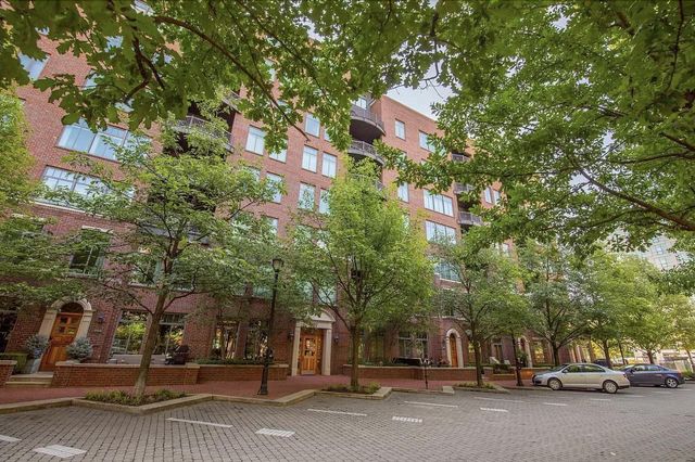 250 Daniel Burnham Square, 607, Columbus, OH 43215