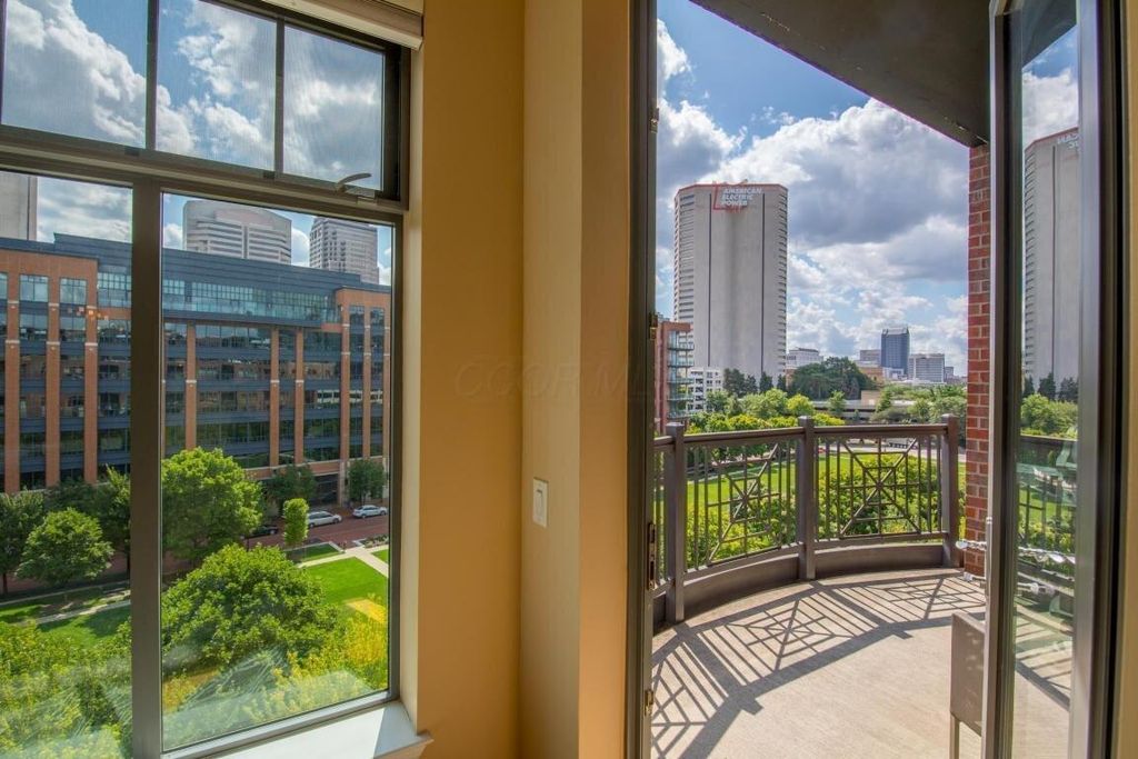250 Daniel Burnham Square, 607, Columbus, OH 43215
