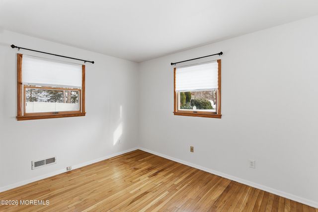 5 Sandalwood Drive, East Brunswick, NJ 08816