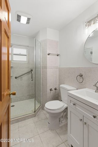 5 Sandalwood Drive, East Brunswick, NJ 08816