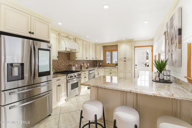 5 Sandalwood Drive, East Brunswick, NJ 08816