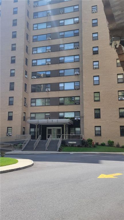 6 Fordham Hill Oval 2D, Bronx, NY 10468