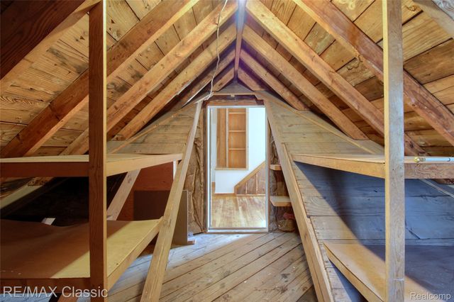 22852 Oakwood Avenue, Eastpointe, MI 48021